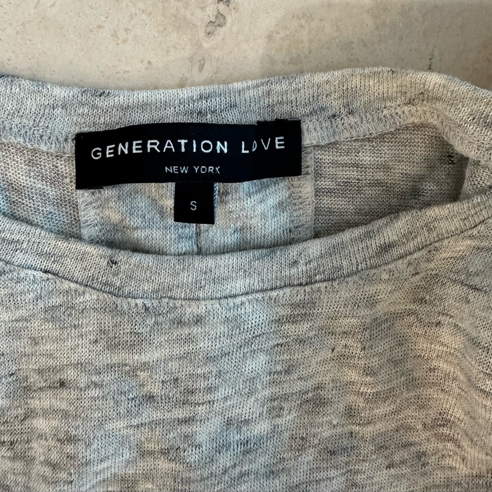 Generation Love gray linen tank white  lace trim, back tie up detail small - Picture 6 of 6